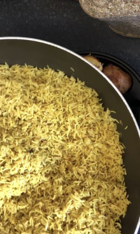 11 Easy Steps to make Perfect Turmeric Rice – Somali Food Recipes
